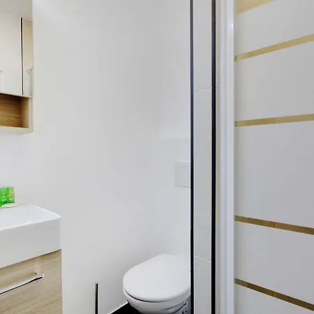 Charming - 1br-3p -trocadero Appartamento